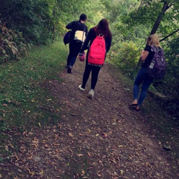 Meet your Posher, Jillian - Picture 1 of 1